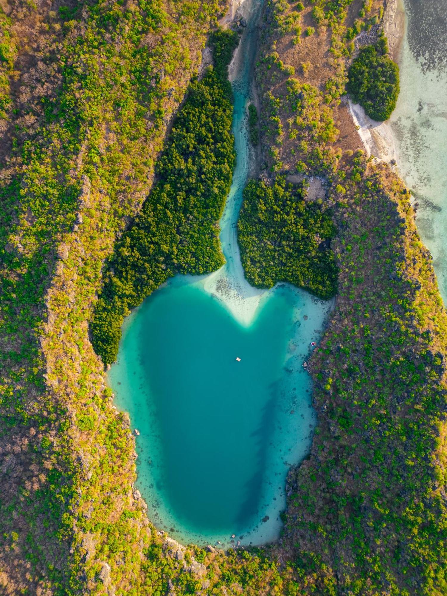 81 Palms Resort Nembrala Εξωτερικό φωτογραφία